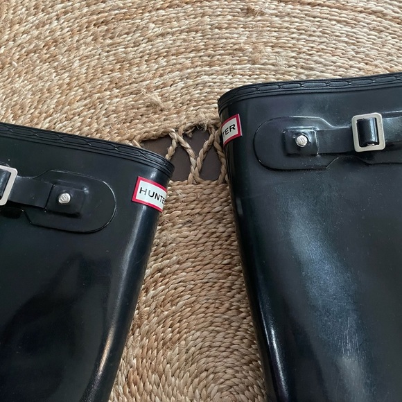 HUNTER TALL BLACK BOOTS - Picture 2 of 6